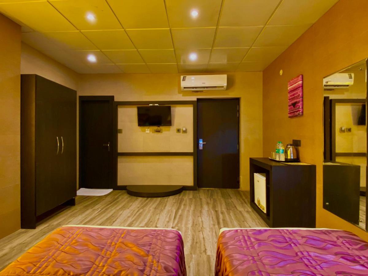 Ace Prime Hotel Greater Noida Exterior foto